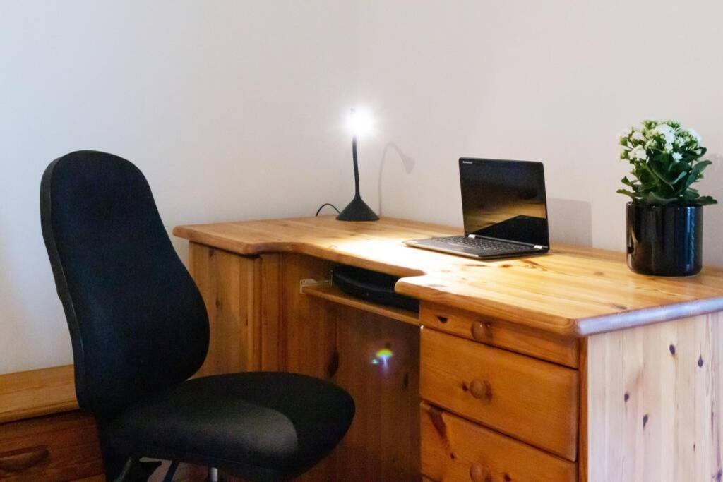 New, Quiet Flat Next To U1, Vic, Shopping Mall,... Wina Bagian luar foto